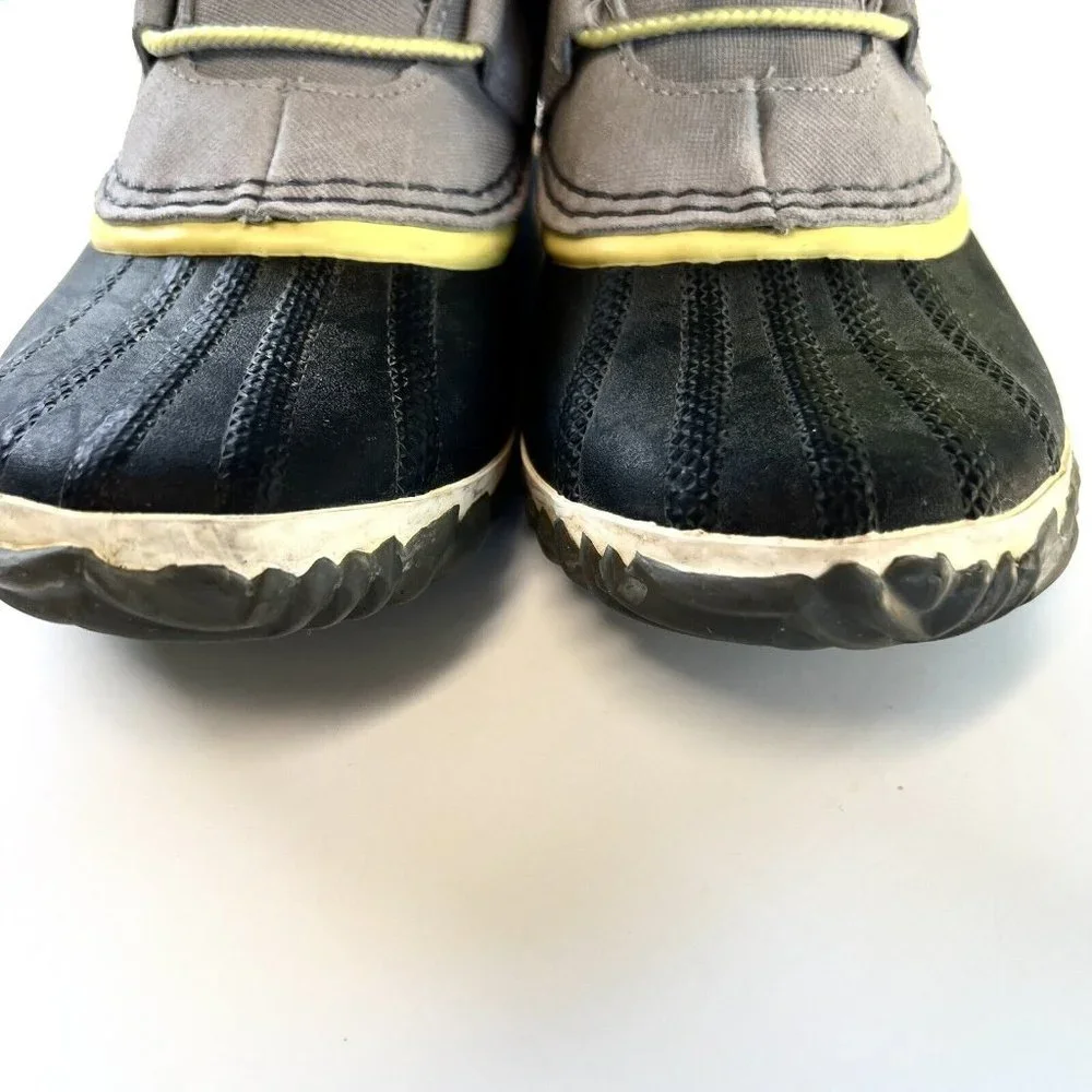 Sorel Size 7 Out n About Rain Boots Zest/Dove Patent Leather Vulcanized Rubber - Picture 5 of 9